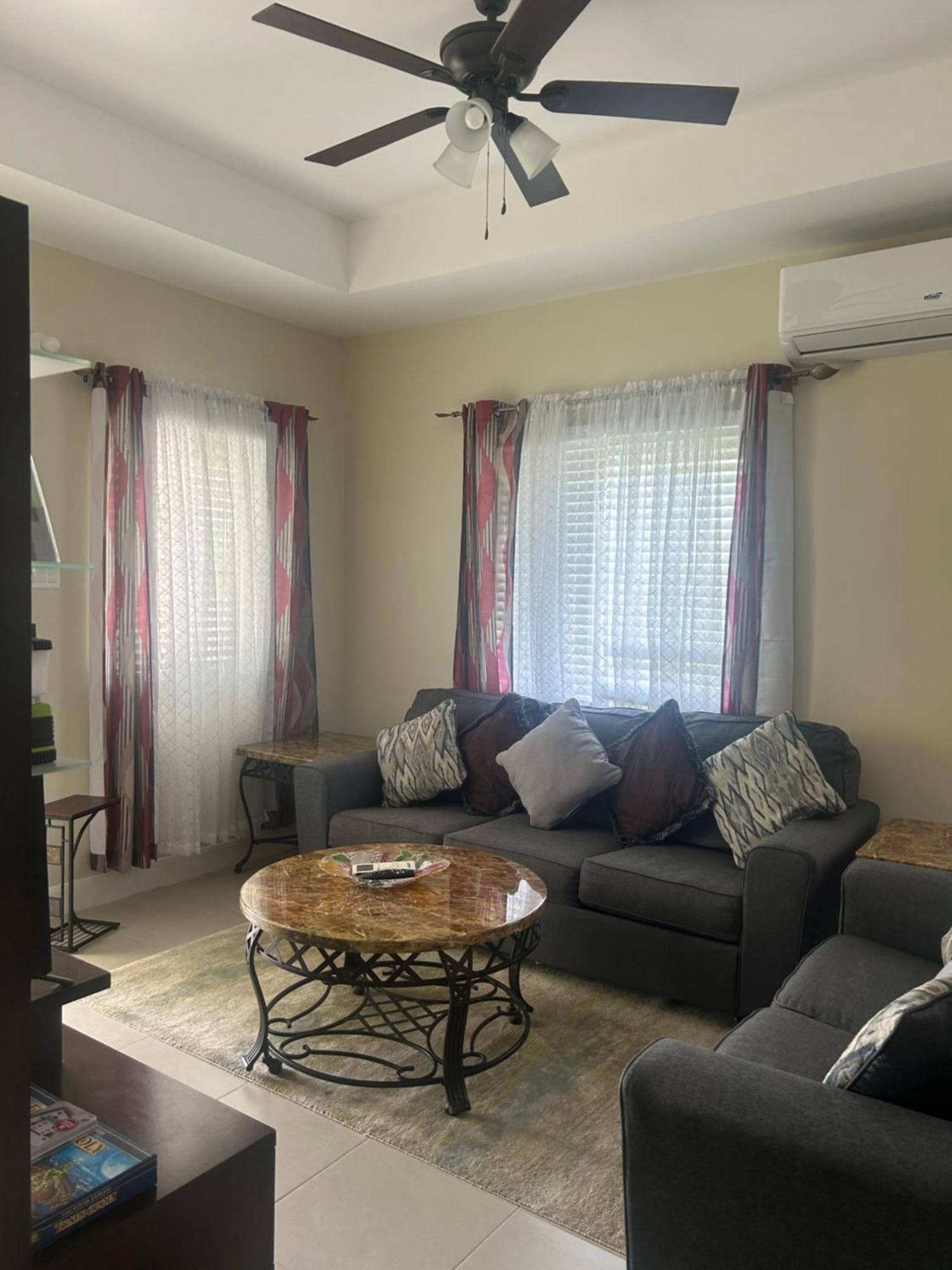 Seamist Villa @Oceanpointe Lucea Comfy 2Br W/Pool Gym & Parking Экстерьер фото